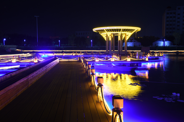 校园夜景