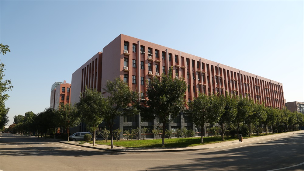 长清校区教学楼