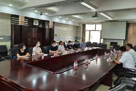 月至阳集团到学院洽谈校企合作事宜