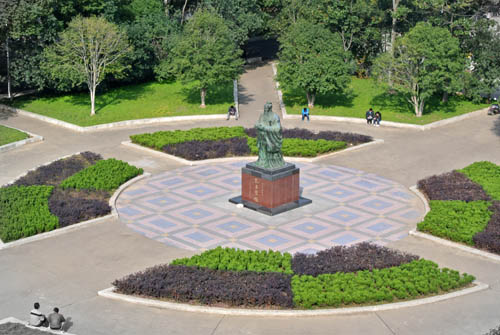 孔圣广场