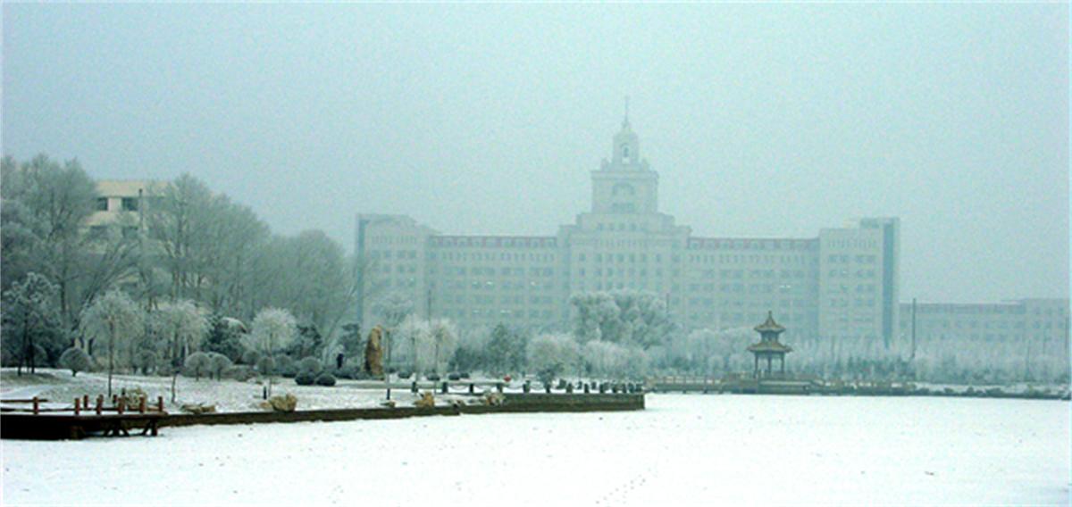 商大雪景