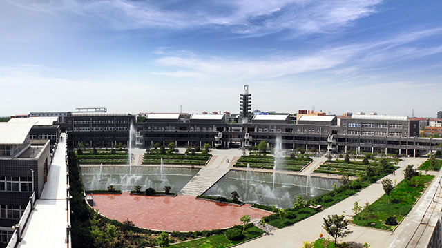 广场全景