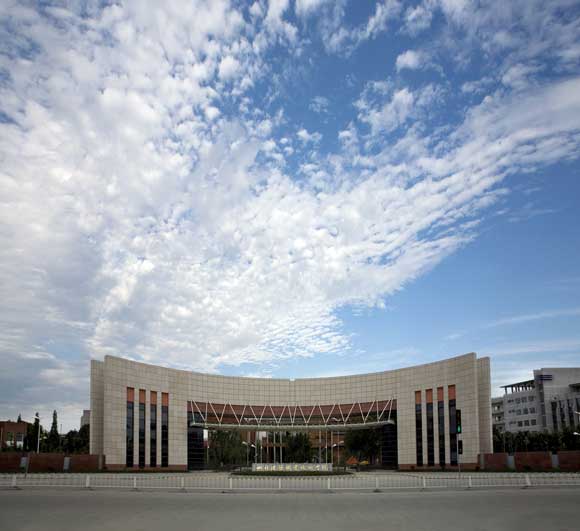 学校大门