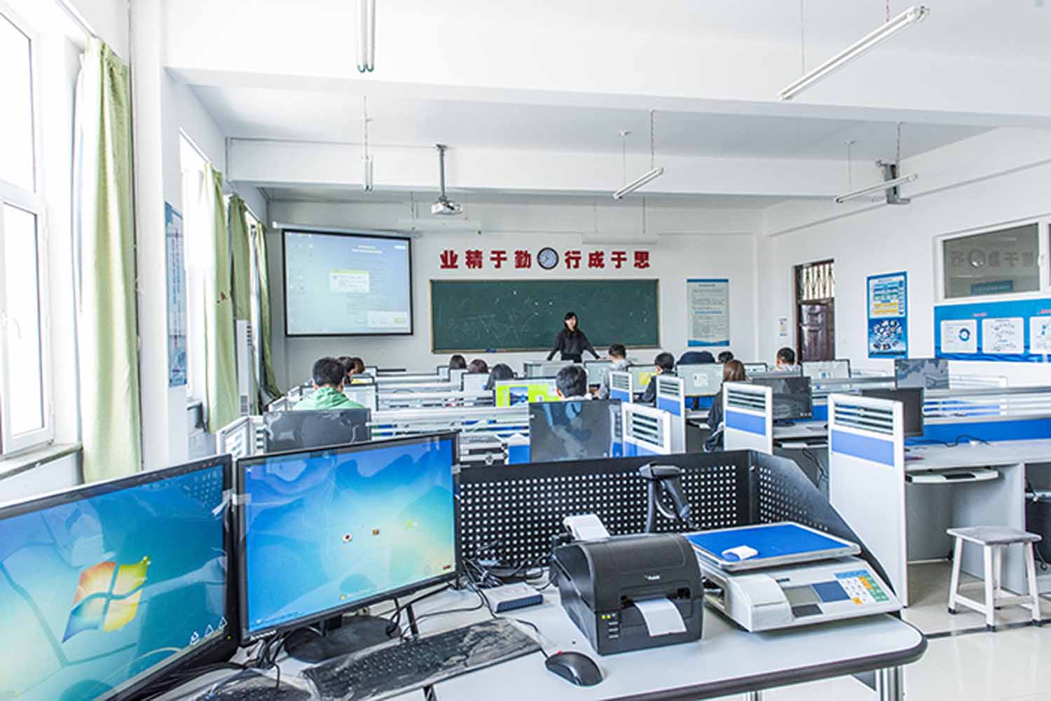 物联网综合应用实训室（1）