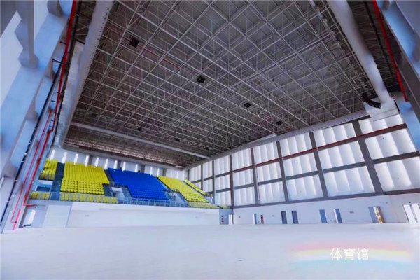 新校区体育馆.jpg
